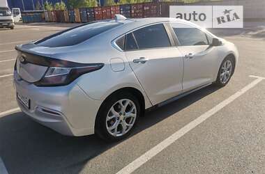 Хэтчбек Chevrolet Volt 2016 в Киеве