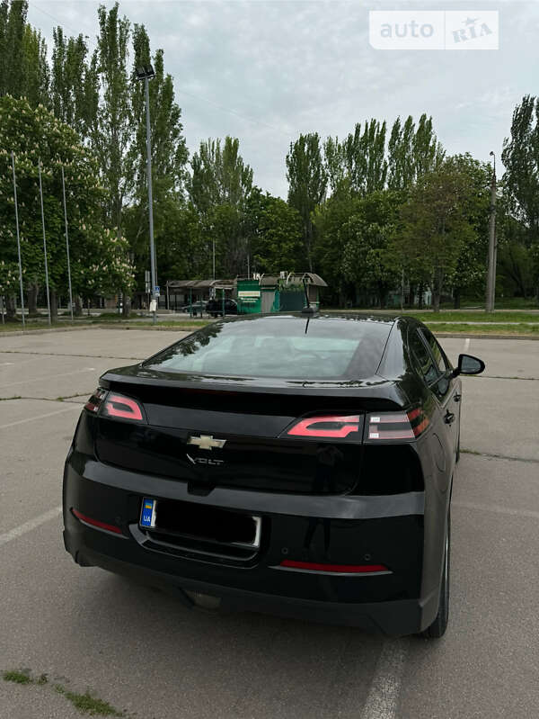 Хэтчбек Chevrolet Volt 2015 в Запорожье