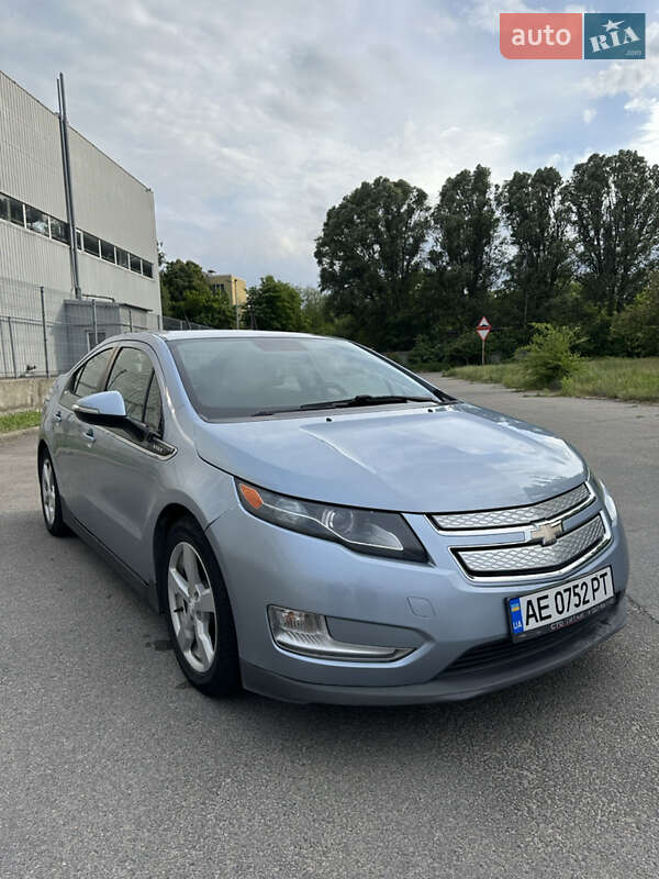 Хэтчбек Chevrolet Volt 2012 в Днепре фото Хэтчбек Chevrolet Volt 2012 в Днепре