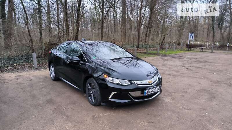 Хэтчбек Chevrolet Volt 2016 в Краматорске