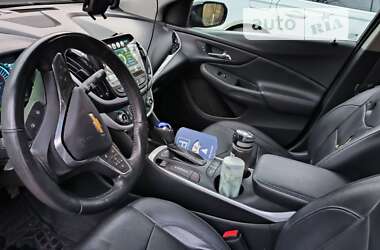 Хэтчбек Chevrolet Volt 2016 в Краматорске