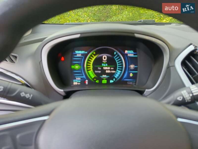 Хэтчбек Chevrolet Volt 2017 в Киеве