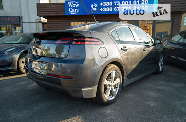 Хэтчбек Chevrolet Volt 2013 в Киеве