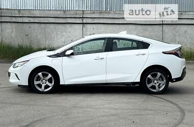 Хэтчбек Chevrolet Volt 2015 в Киеве