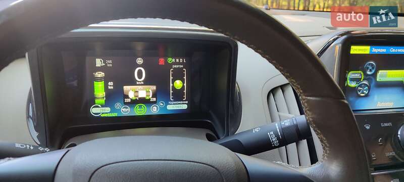 Хэтчбек Chevrolet Volt 2013 в Запорожье
