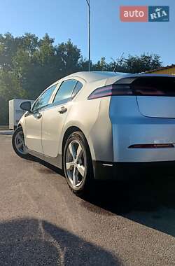 Хэтчбек Chevrolet Volt 2013 в 