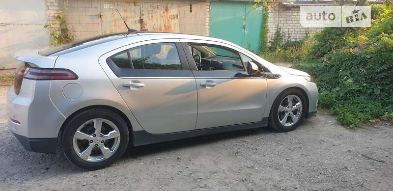 Хетчбек Chevrolet Volt 2011 в Харкові