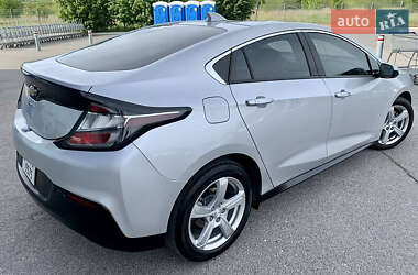Хэтчбек Chevrolet Volt 2018 в Киеве
