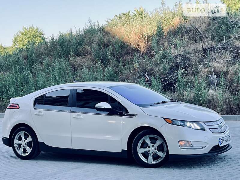 Хэтчбек Chevrolet Volt 2013 в Одессе