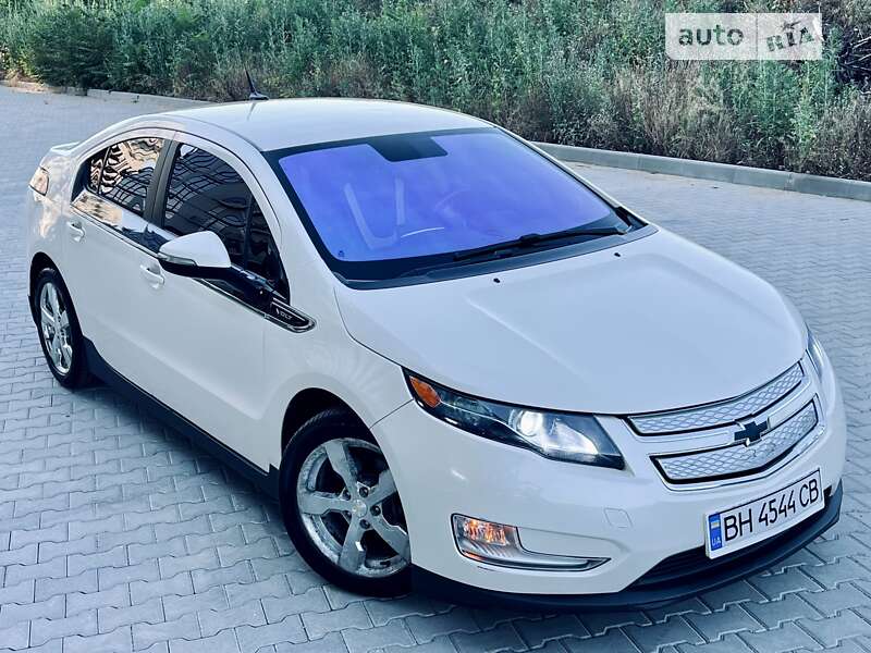 Хэтчбек Chevrolet Volt 2013 в Одессе