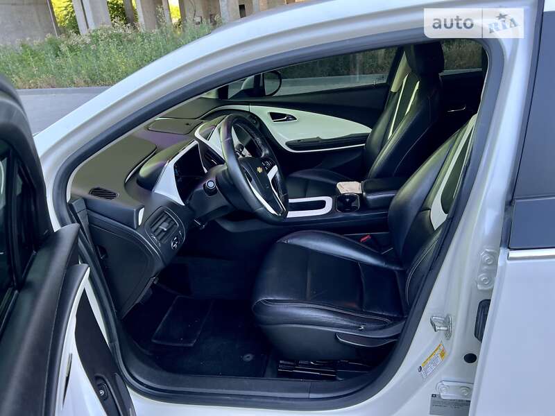 Хэтчбек Chevrolet Volt 2013 в Одессе