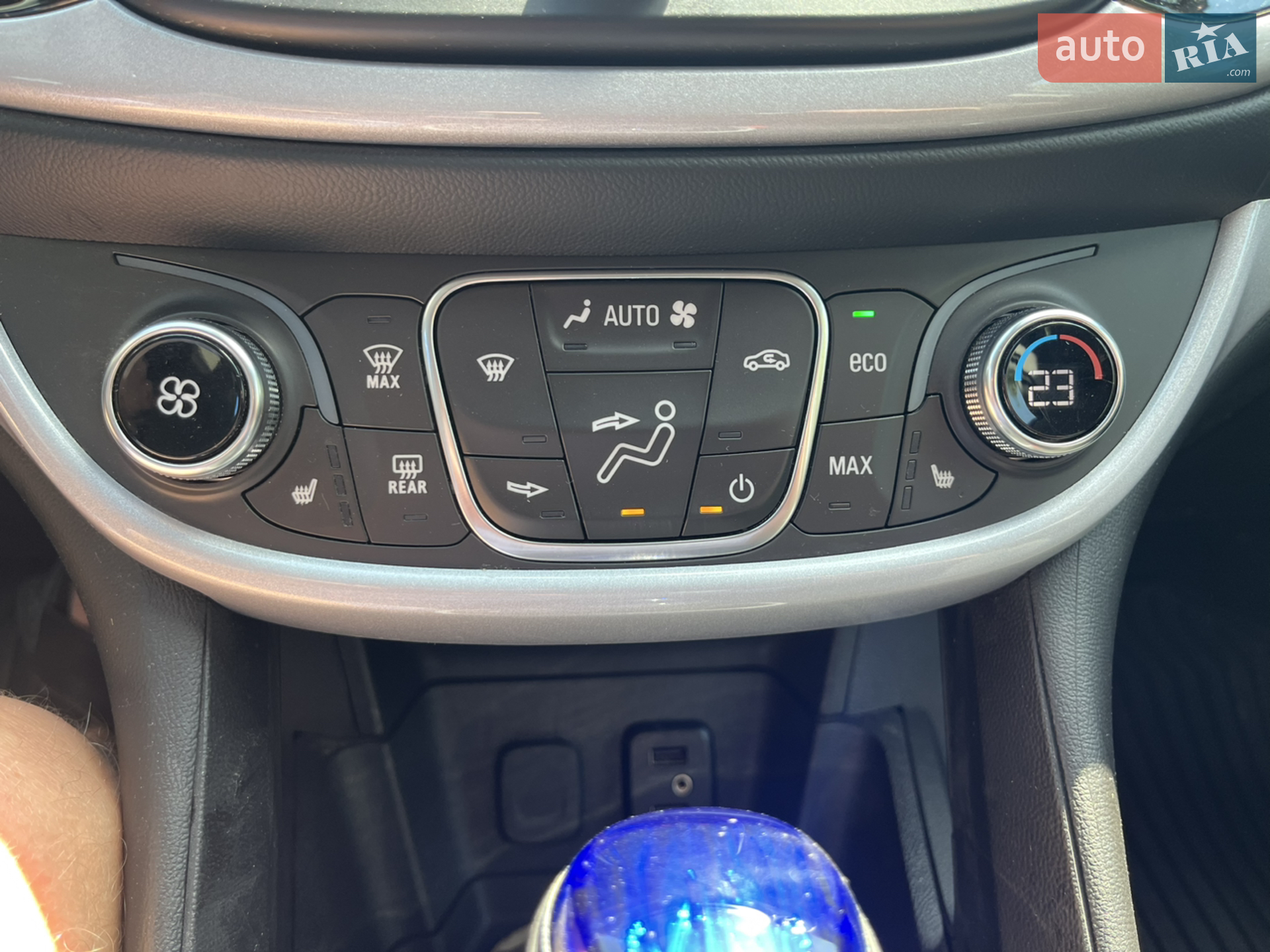 2018 Chevrolet Volt - мініатюра 18
