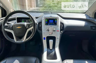 Хэтчбек Chevrolet Volt 2010 в Киеве