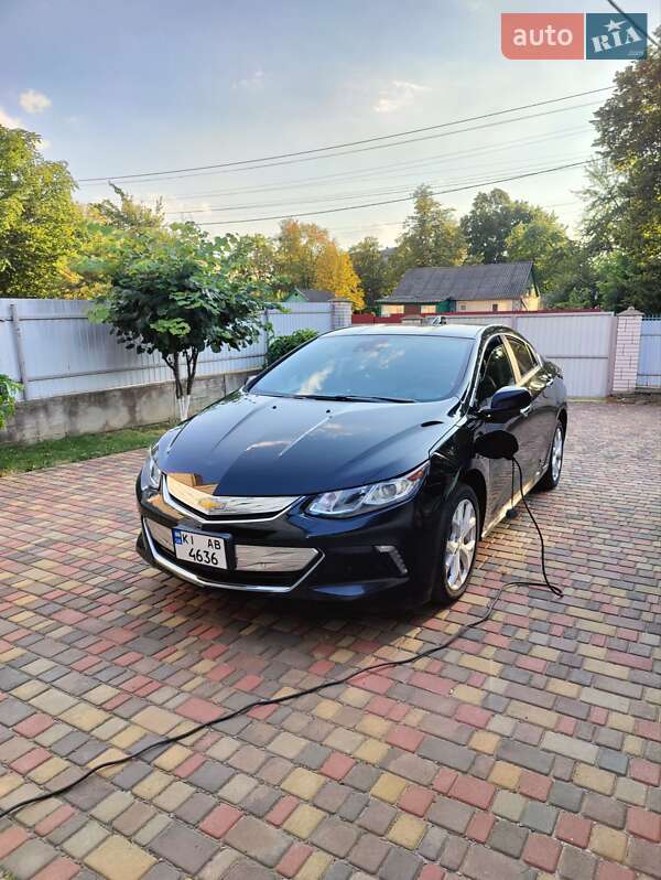 Хетчбек Chevrolet Volt 2016 в Житомирі