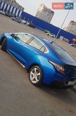 Хэтчбек Chevrolet Volt 2015 в 