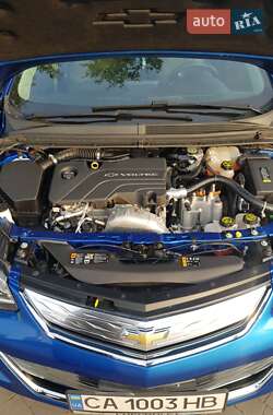 Хэтчбек Chevrolet Volt 2015 в 