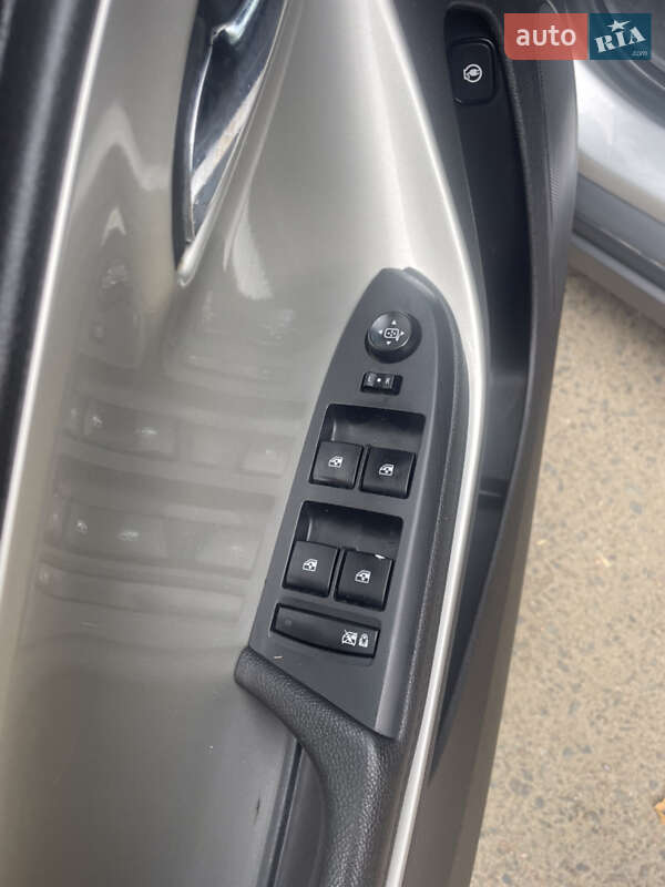 Хэтчбек Chevrolet Volt 2012 в Ширяево
