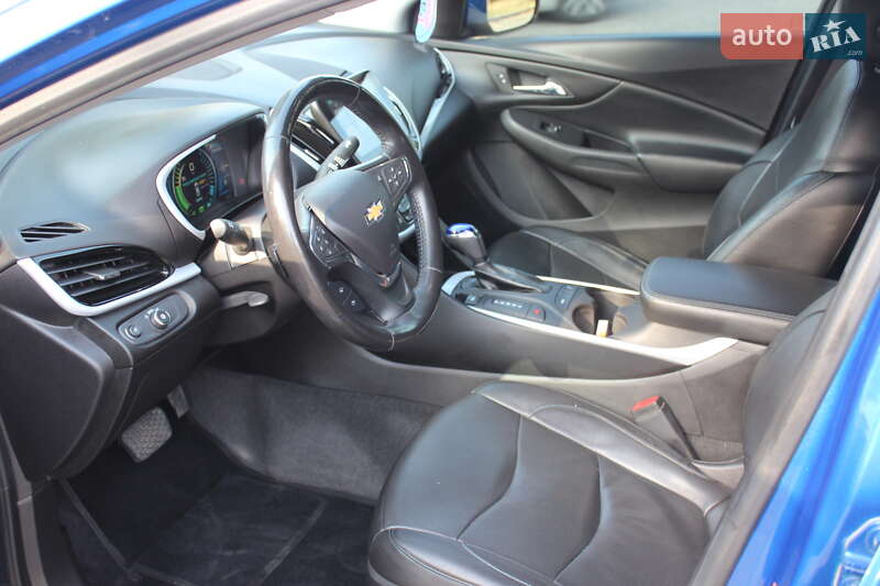 Хетчбек Chevrolet Volt 2018 в Дніпрі