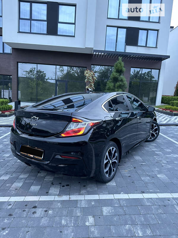 Хетчбек Chevrolet Volt 2018 в Ужгороді фото 3 Хетчбек Chevrolet Volt 2018 в Ужгороді
