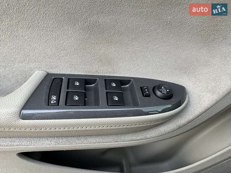 Хэтчбек Chevrolet Volt 2013 в Сумах