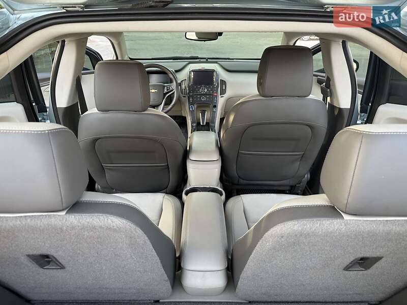 Хэтчбек Chevrolet Volt 2013 в Сумах