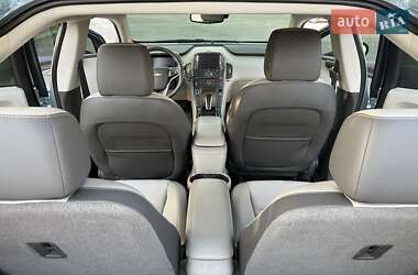 Хэтчбек Chevrolet Volt 2013 в 