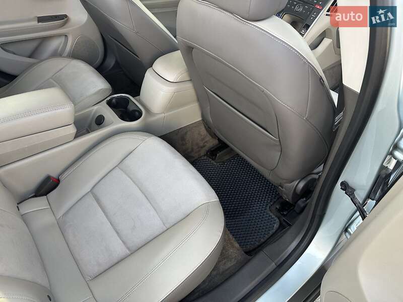 Хэтчбек Chevrolet Volt 2013 в Сумах