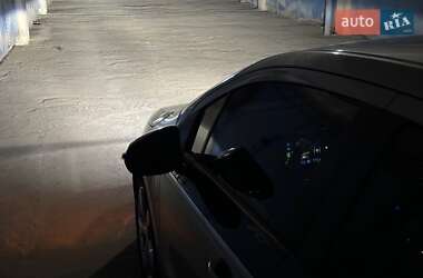 Хэтчбек Chevrolet Volt 2013 в 