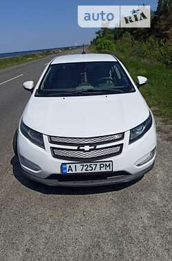 Хэтчбек Chevrolet Volt 2015 в Киеве