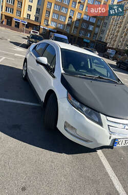 Хэтчбек Chevrolet Volt 2013 в Киеве