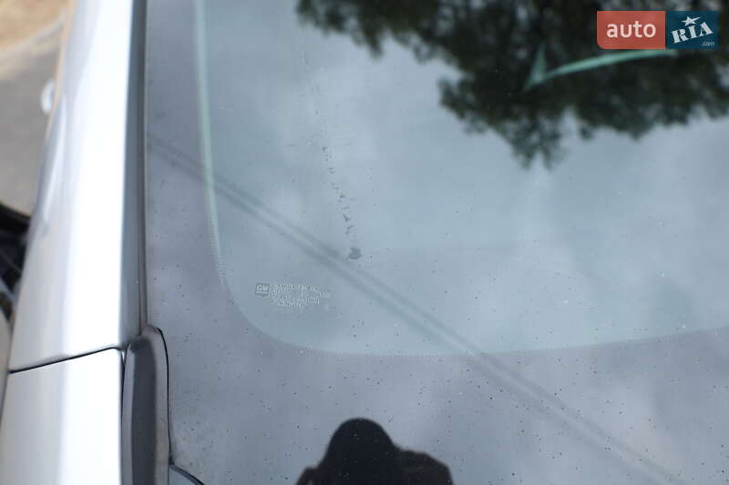 Хэтчбек Chevrolet Volt 2011 в Чернигове