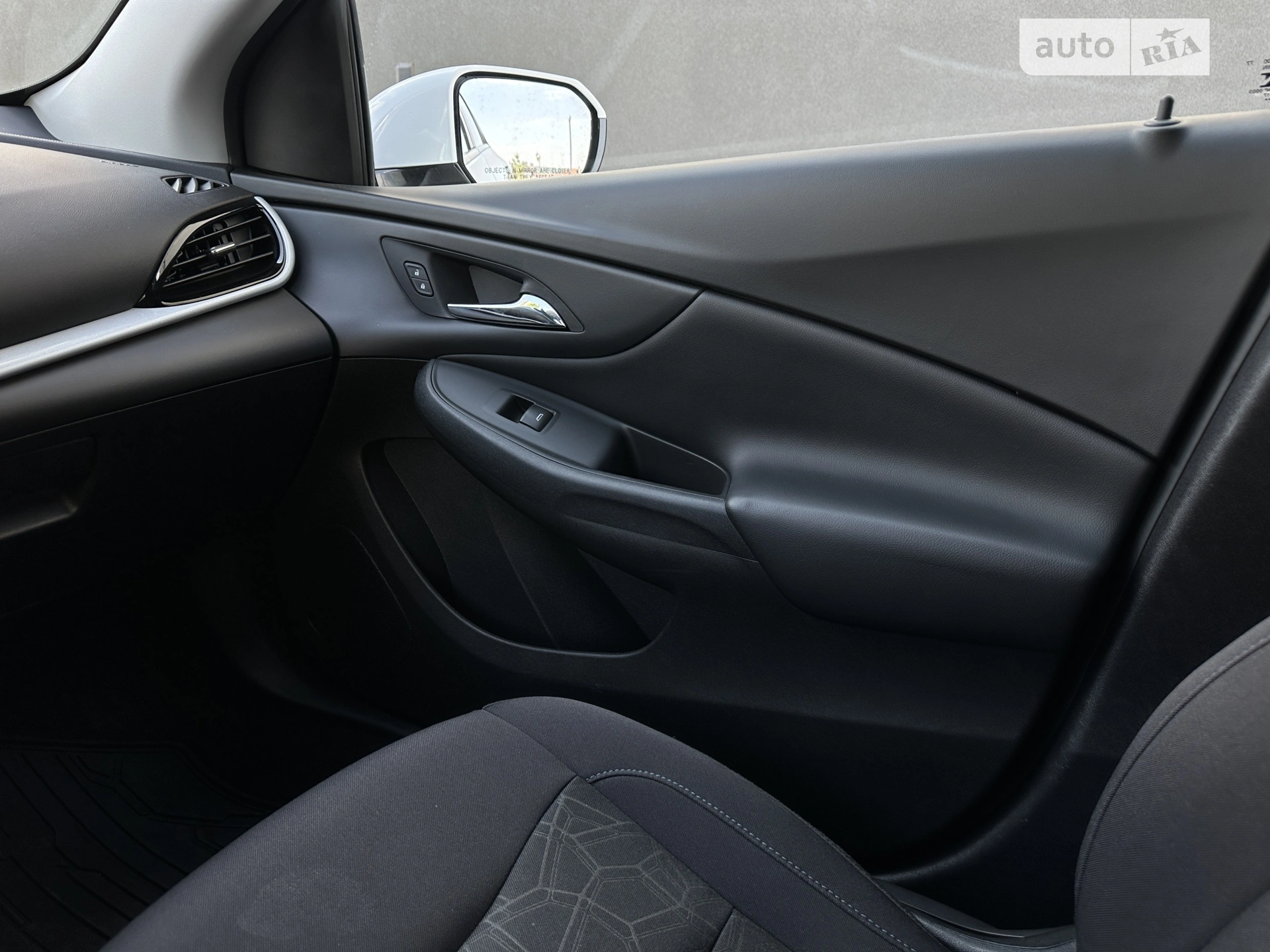 2017 Chevrolet Volt - мініатюра 11