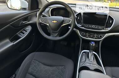 Хэтчбек Chevrolet Volt 2017 в Киеве
