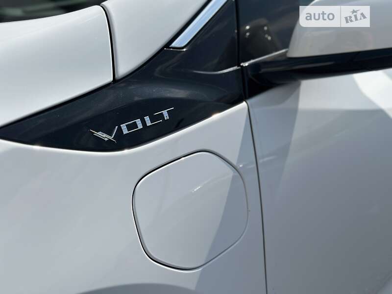 Хэтчбек Chevrolet Volt 2017 в Киеве фото 44 Хэтчбек Chevrolet Volt 2017 в Киеве