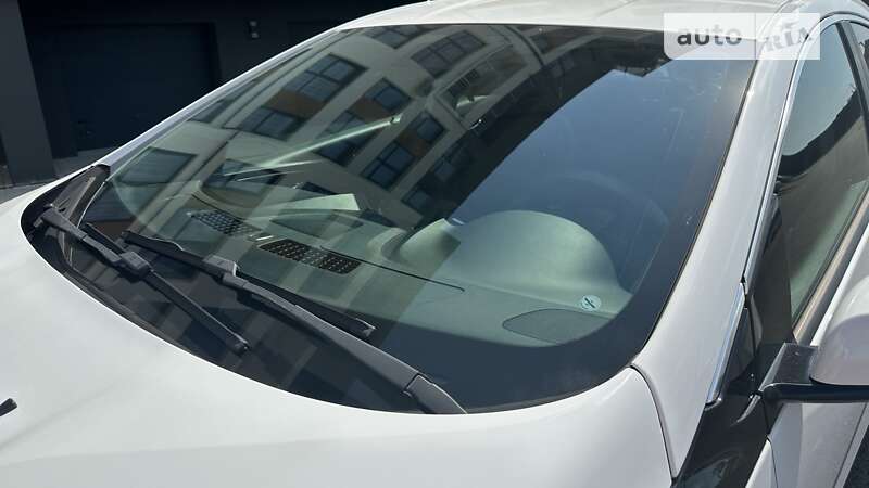 Хэтчбек Chevrolet Volt 2017 в Киеве фото 46 Хэтчбек Chevrolet Volt 2017 в Киеве