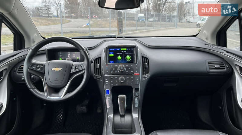 Хэтчбек Chevrolet Volt 2012 в Днепре