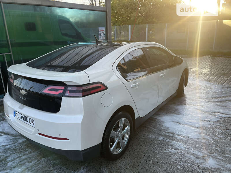 Хетчбек Chevrolet Volt 2011 в Львові