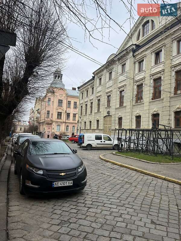 Хэтчбек Chevrolet Volt 2012 в Днепре