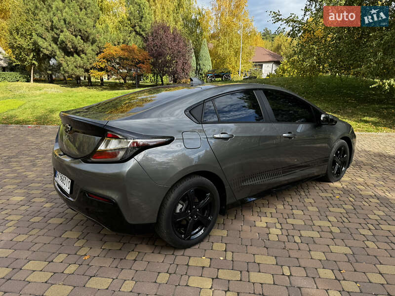 Хэтчбек Chevrolet Volt 2017 в Харькове