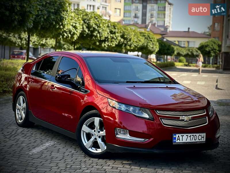 Хэтчбек Chevrolet Volt 2012 в Львове