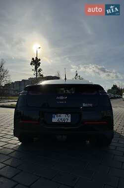 Хэтчбек Chevrolet Volt 2013 в Ровно