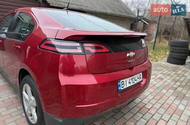 Хэтчбек Chevrolet Volt 2014 в Полтаве