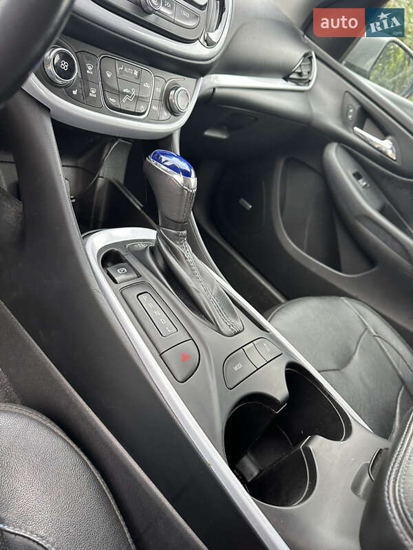 Хэтчбек Chevrolet Volt 2016 в Одессе фото 11 Хэтчбек Chevrolet Volt 2016 в Одессе