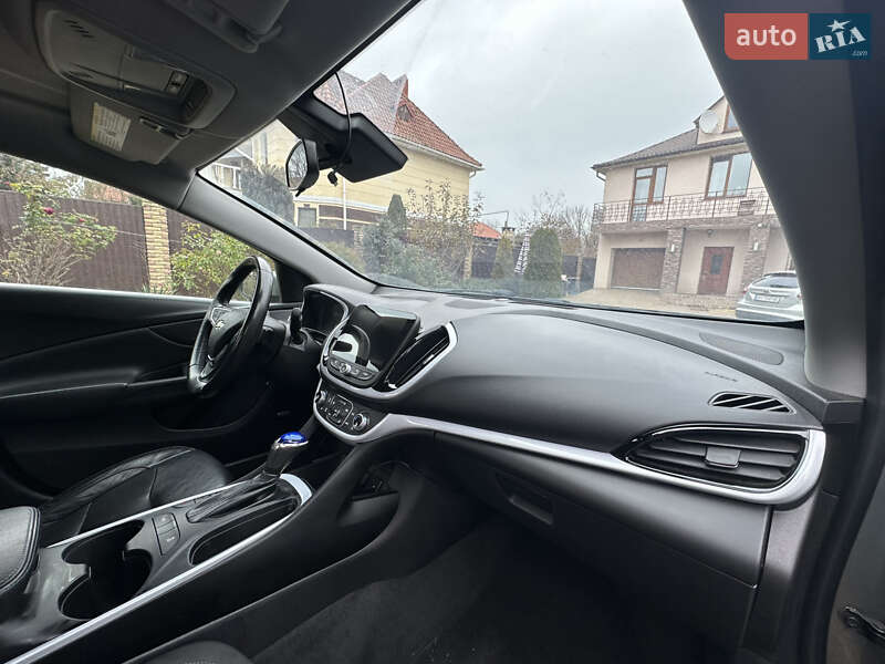 Хэтчбек Chevrolet Volt 2016 в Одессе фото 13 Хэтчбек Chevrolet Volt 2016 в Одессе