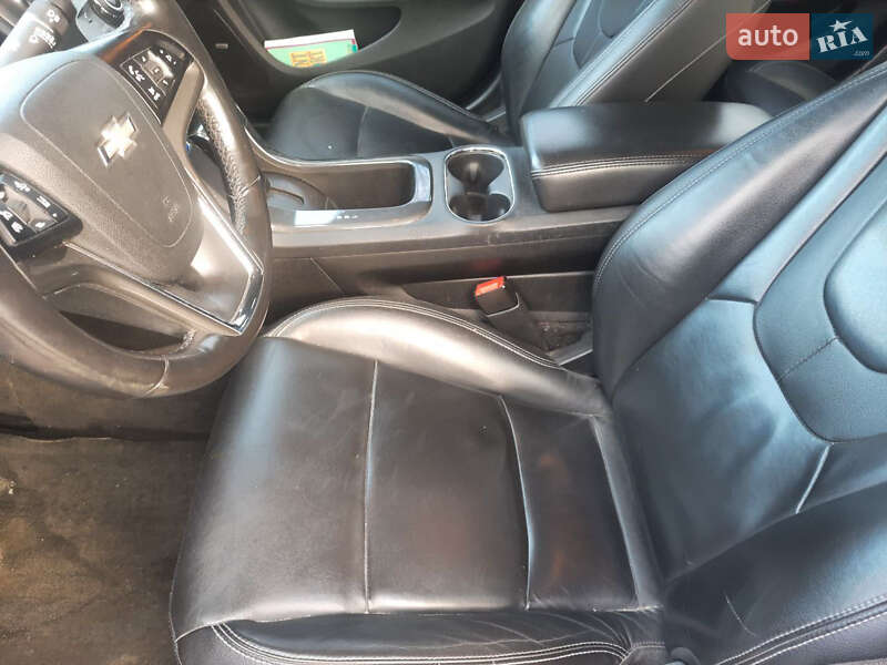 Хэтчбек Chevrolet Volt 2013 в Виннице