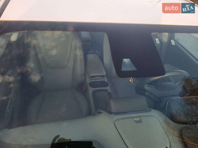 Хэтчбек Chevrolet Volt 2013 в Золотоноше