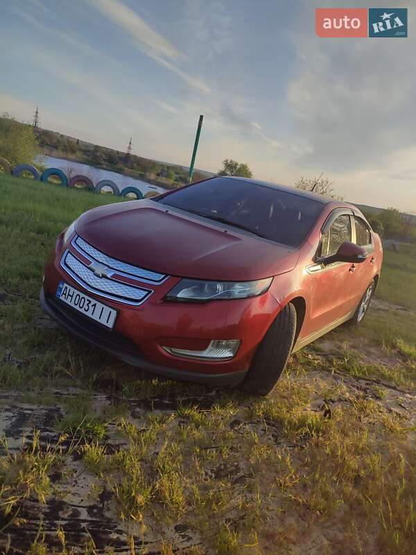 Хэтчбек Chevrolet Volt 2012 в Славянске