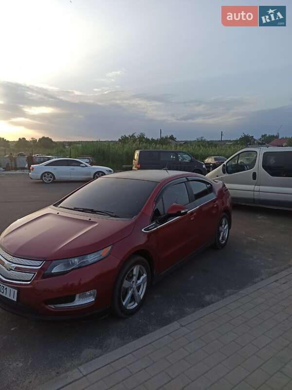 Хэтчбек Chevrolet Volt 2012 в Славянске