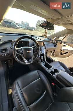 Хэтчбек Chevrolet Volt 2015 в 