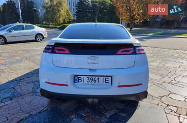 Хэтчбек Chevrolet Volt 2013 в Кременчуге